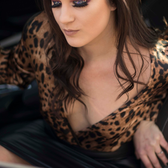 Women's Edgy Leopard Plunging Long Sleeve Bodysuit - Picture 5 of 6